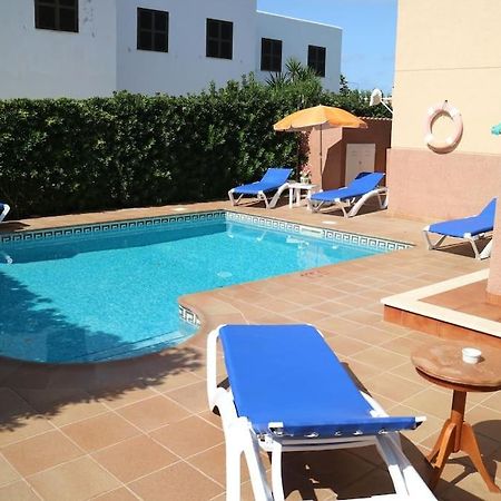 Spectacular Villa With Swimmingpool In Cala Blanca กาลาบลังกา ภายนอก รูปภาพ